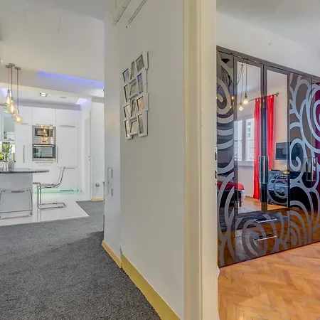 Lct Art Apartment